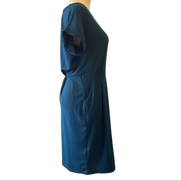 Beautiful medium blue midi dress size medium HAS POCKETS! - Picture 5 of 10